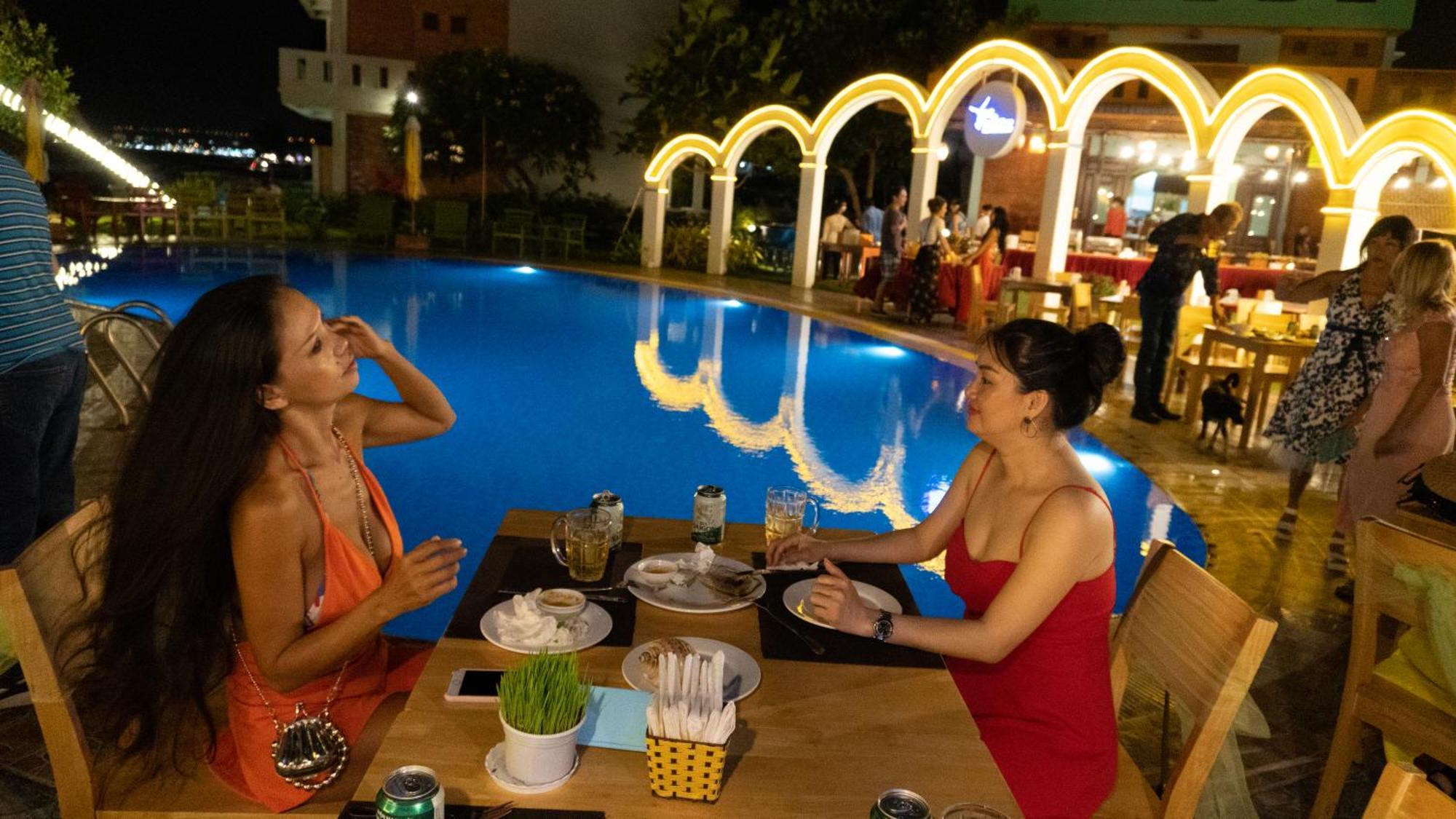 Ocean Place Resort Mũi Né Buitenkant foto